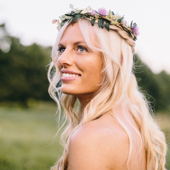 Mars and Merch - Picture 1 of 1